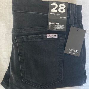 NWT Joe‘s Jeans Skinny Ankle Jeans 28